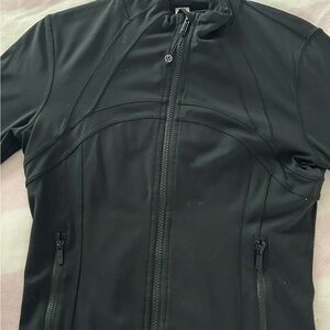 Lululemon cropped nulu define jacket size 6